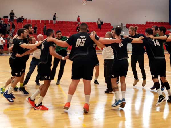 שחקני ב"ש, יחגגו גם מול הדאבליסטית? (צילום: יגאל ברמן)