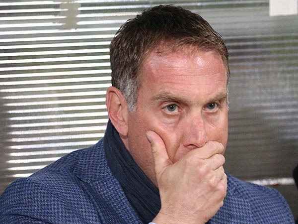 קשטן, מקומו לא מובטח (אנצ'ו גוש, סוכנות ג'יני)