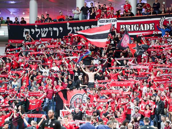 אוהדי בריגדה מלחה חוזרים ליציעים (דני מרון)