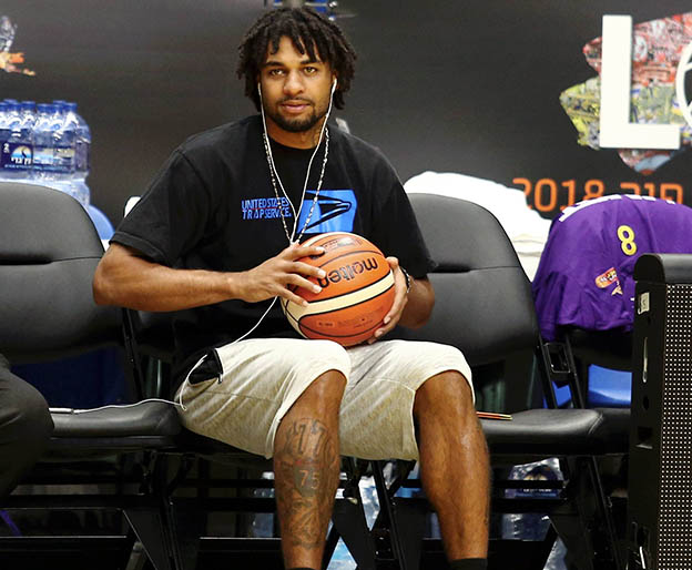 ישים את הצרות מאחוריו? רייס (מנהלת הליגה)