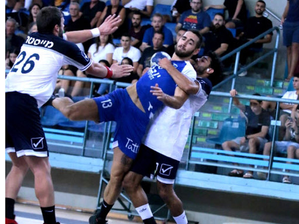 ליאור גורמן מחולון בין דוראל בן סעדון וסאבו מאסטר מרחובות (ענבר חורי, מ.כ חולון)