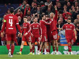 שמרה על הכבוד האנגלי: 0:4 אדיר לליברפול על גלא