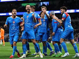 בתום מותחן רב שערים: אתלטיקו ניצחה את טוטנהאם ועלתה לרבע