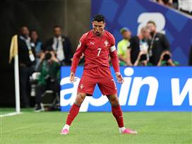 רונאלדו הגיע למונדיאל: פורטוגל חגגה על אוזבקיסטן