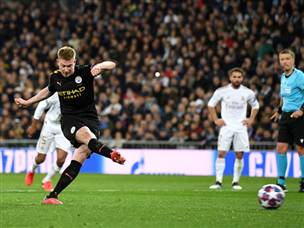 ואז דייק מהנקודה הלבנה (GETTYIMAGES)