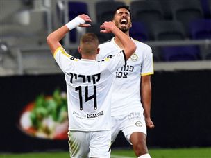 אז'ובל היה שם כדי לאזן מול האקסית. (צילום: ברני ארדוב)