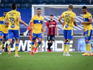 ובלקמן פרץ את הסכר עם הכתף (מאור אלקסלסי)