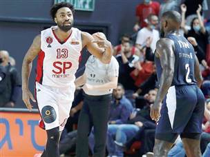 ומאותו הרגע החל המכבש התל אביבי לעבוד (אלן שיבר)