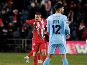 וחגגה (צילום: אלן שיבר)