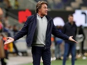 החניכים שלו נתנו פייט למרות החיסרונות הרבים. דראפיץ' (אלן שיבר)