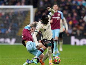 ברנלי תרד מאוכזבת ומתקרבת לצ'מפיונשיפ (getty)