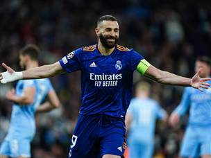 בנזמה. חגג פעמיים (Getty)