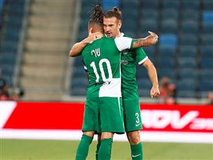 במקביל, גם הפועל ת"א עשתה את העבודה (צילום: אלן שיבר)