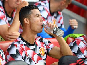 רונאלדו. התחיל עוד משחק על הספסל (Mike Hewitt/Getty Images)