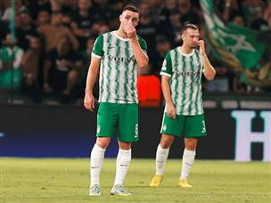 מכבי חיפה אחרונה - ותתרכז בליגה (צילום: אלן שיבר)