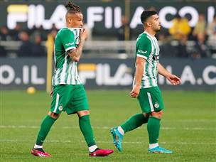 ותצטרך להרים את עצמה לקראת ריינה (צילום: אלן שיבר)