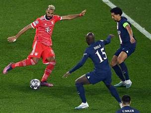 הבווארים שלטו מתחילת המשחק (GETTY)