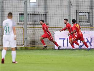 אשדוד כבשה ראשונה מרגלי הרוש (לירון מולדובן)