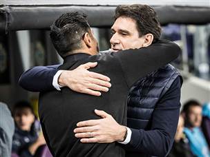 קרב צמרת בבלומפילד (אלן שיבר)