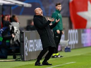 גווארדיולה. לא המשחק שרצה לראות משחקניו (Lars Baron/Getty Images)