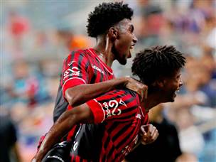 אווקה כבש מצידו (צילום: אלן שיבר)