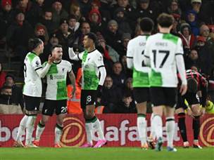 הרדס (הערב בלבן-ירוק) עשו ככל העולה על רוחם עם מחצית שניה חלומית (GETTY)