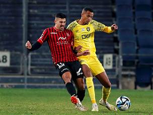 ושלוש נקודות גדולות גדולות (צילום: אלן שיבר)