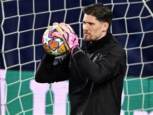 גרגור קובל נפצע כבר בחימום (Christian Kaspar-Bartke/Getty Images)