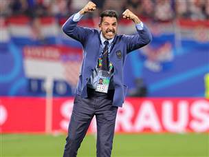 איטליה ובופון ממשיכים הלאה (GETTY)