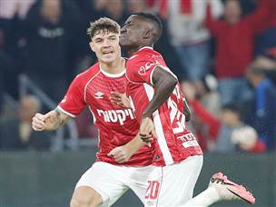 עם פתיחה מסחררת (צילום: אלן שיבר)