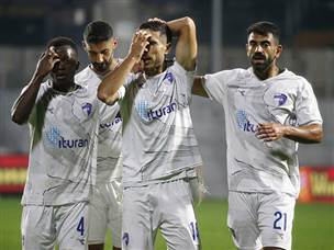 האורחת השוותה (צילום: אודי ציטיאט)