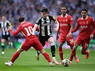 ניוקאסל וליברפול התקשו בפתיחה (Getty)