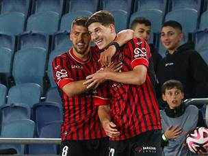 ואוהד אלמגור סגר עניין (צילום: דני מרון)