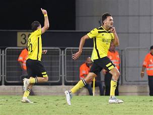 שער שלישי העונה, מאור לוי (אלן שיבר)