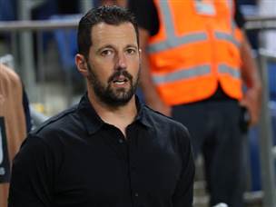 מה שהוביל למחצית רעה של חניכיו של פרץ (אודי ציטיאט)