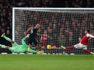 אמבואמו עקץ (GETTY)