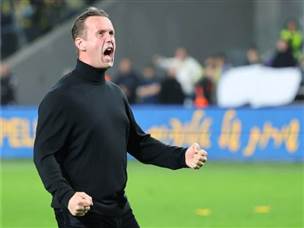 דיילה עם החגיגה המוכרת (אודי ציטיאט)