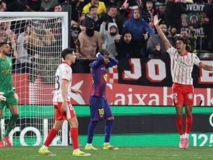 לאמין ימאל אחרי החמצת הפנדל (Getty)