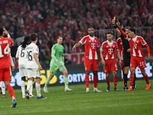 קמאבינגה הורחק באדום מיותר (GETTY)