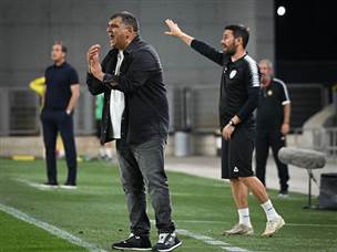 ברדה מתרחק מהתחתית (קרדיט: ברני ארדוב)