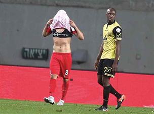 ערב שהפועל ת"א תעדיף לשכוח (צילום: אלן שיבר)