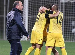 גם כשהיא מפסידה, היא חוגגת בסיום (סוכנות ג'יני)