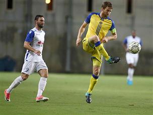 שוב תופקד כבלם. ייני (אלן שיבר)