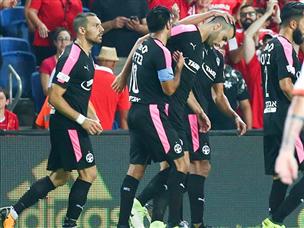 אבל שניות לאחר מכן טאהא הרגיע אותו (דני מרון)