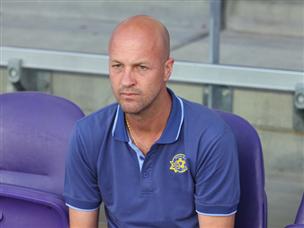 המבחן האמיתי ביום חמישי. קרויף (אלן שיבר)