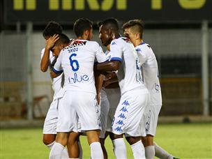 גוזלן נגח את הראשון (לירון מולדובן)