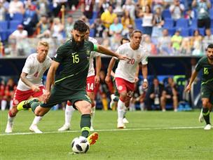 ידינאק בועט את הפנדל, כבר מרגיש בנוח במצבים האלה (getty)