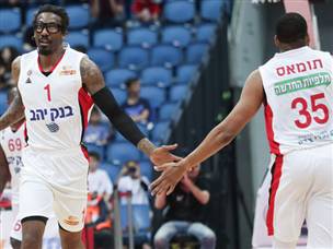 סטודמאייר ותומאס. שיתוף פעולה נהדר בין השניים (מנהלת הליגה)
