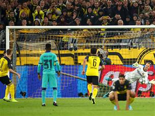 עצירת הפנדל. עוד הצגה תוצרת טר שטגן (getty Images)