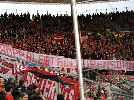 השלט נגד דיטמר הופ (getty)